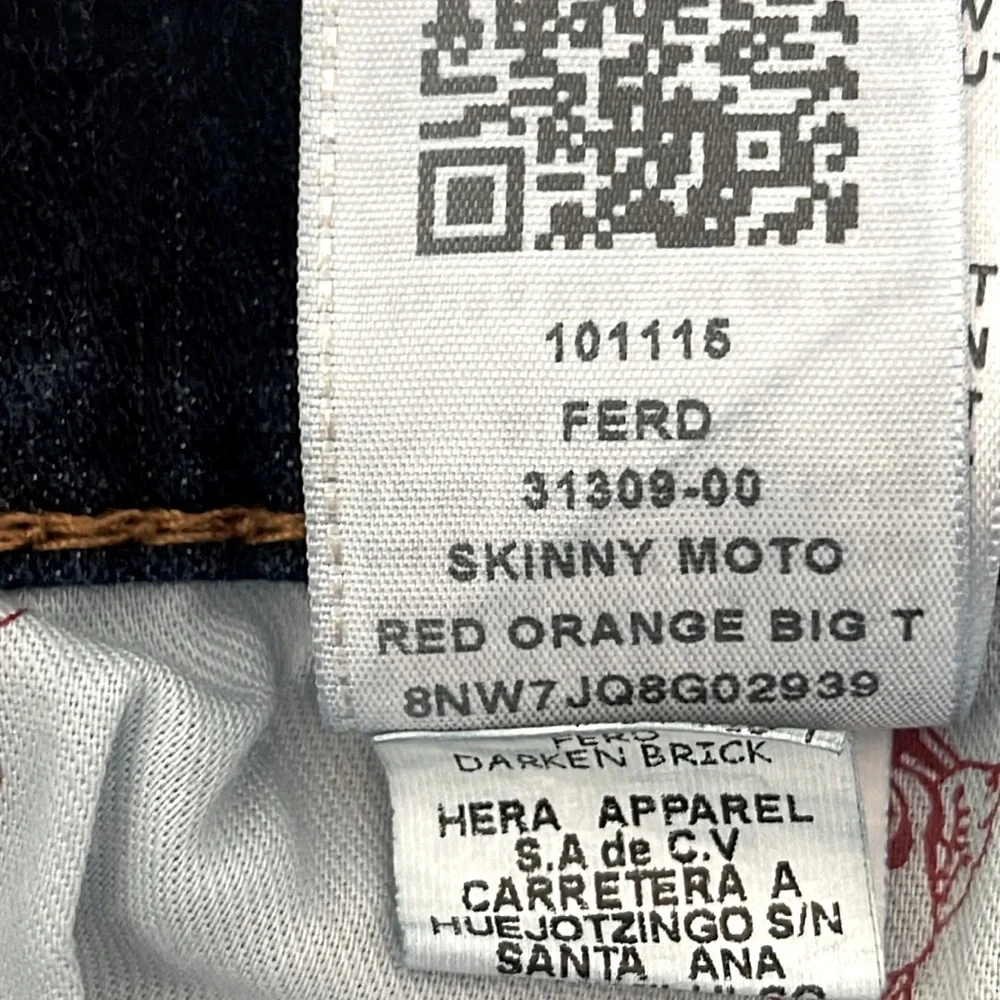 True Religion Ferd  Moto Skinny Jeans Red Orange Big T Dark Wash Size 32